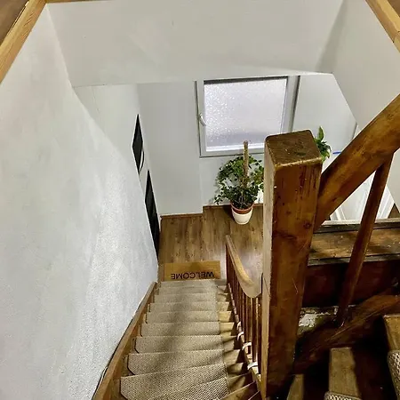 Apartment 12: Fuer Reisende Durch Koblenz *