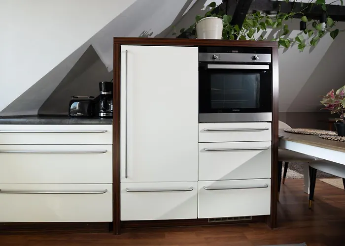 شقة 12: Fuer Reisende Durch *